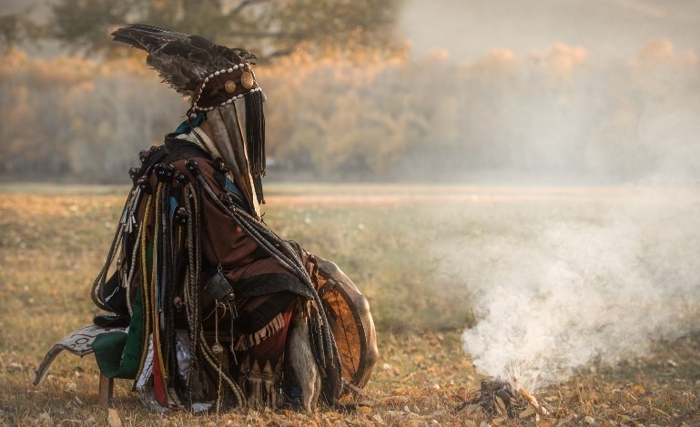 chaman-traditionel Un chaman traditionel
